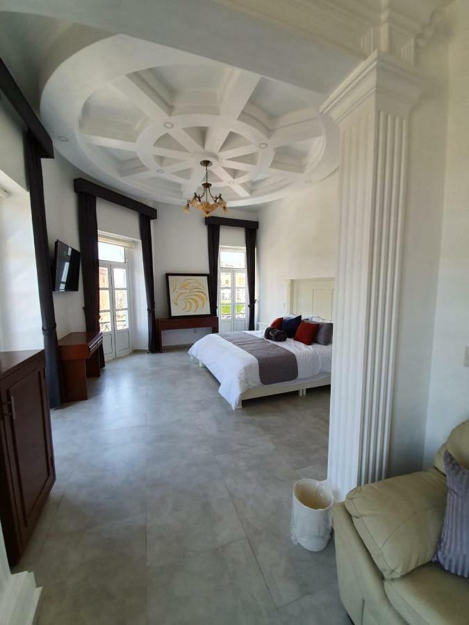 Hotel Estancia Real Tepatitlan de Morelos Εξωτερικό φωτογραφία